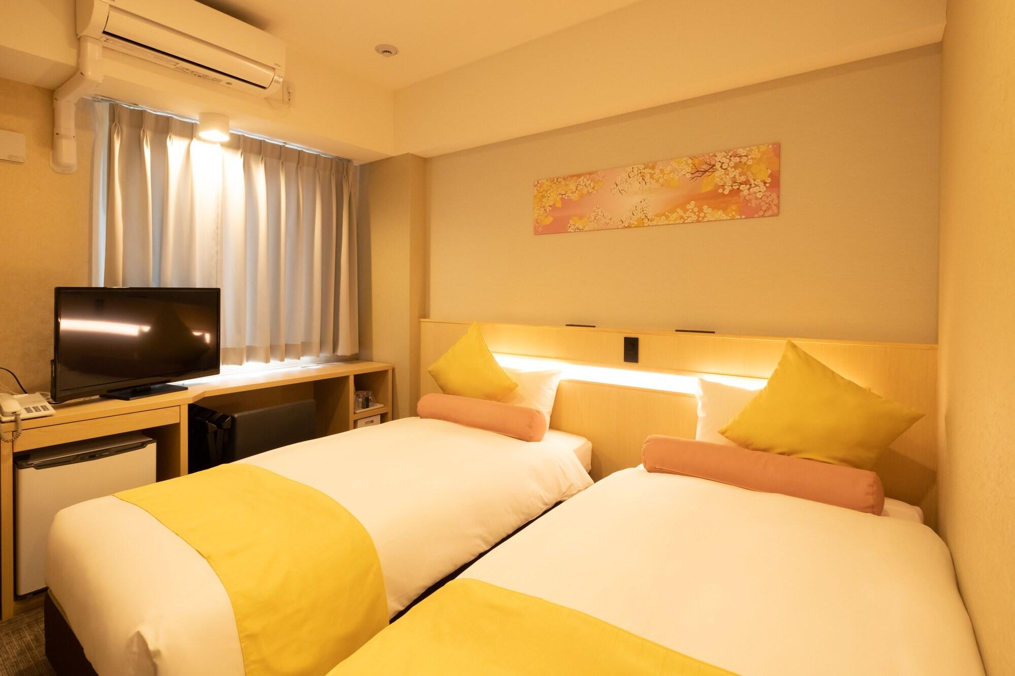 Shinsaibashi-Higashi Crystal Hotel Osaka Esterno foto