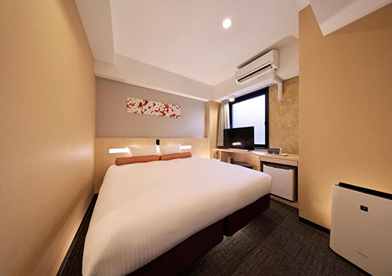Shinsaibashi-Higashi Crystal Hotel Osaka Esterno foto