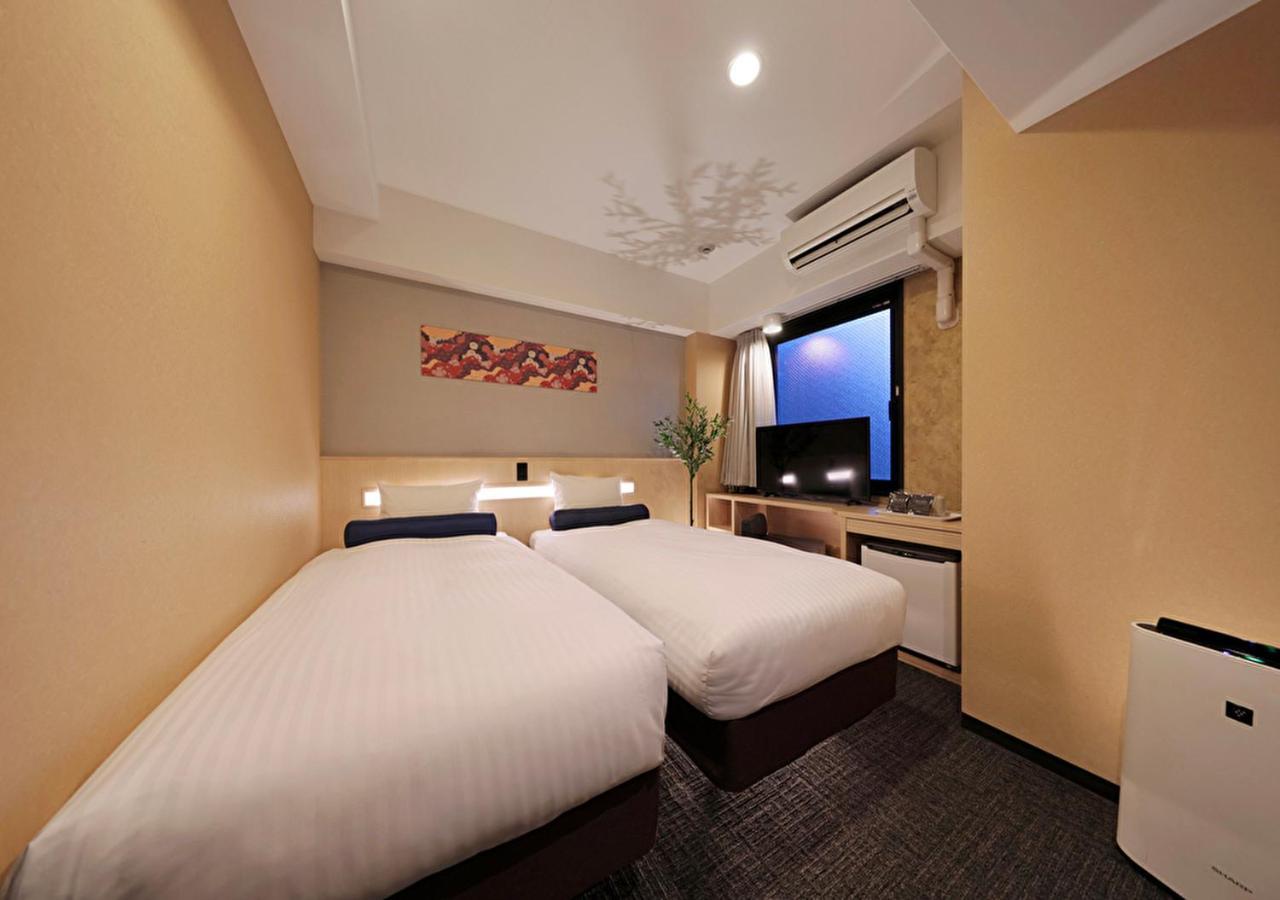 Shinsaibashi-Higashi Crystal Hotel Osaka Esterno foto